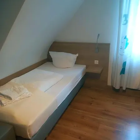 Hotel Krone Bad Cannstatt-2